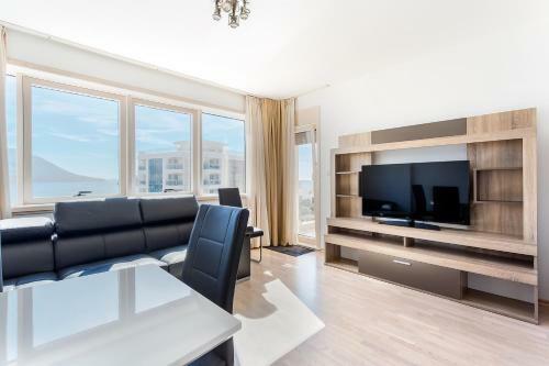 Primus Apartments Impera