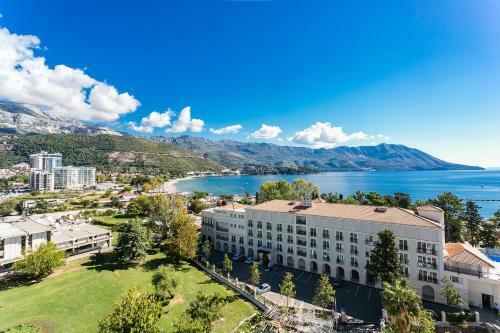 Primus Apartments Impera