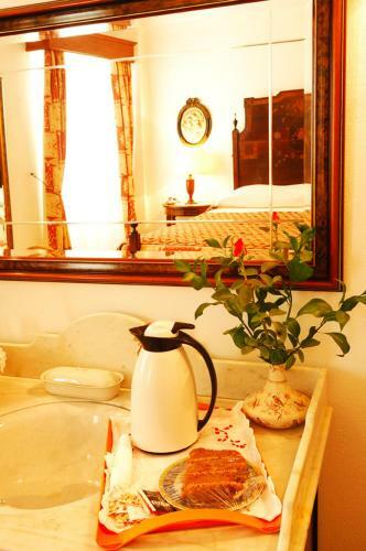 Hostal Casa Do Adro Da Igreja Turismo de Habita��o