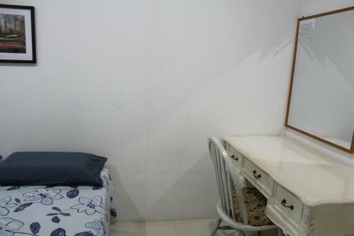 Hostal Emma Guesthouse