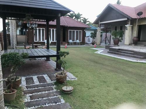 Hostal Teratak Rindu