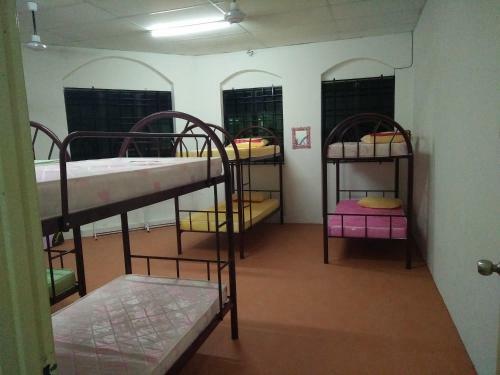 Hostal AA Guesthouse