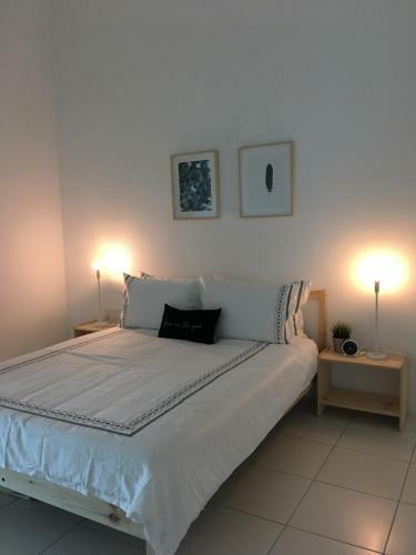 Putrihouzz Homestay
