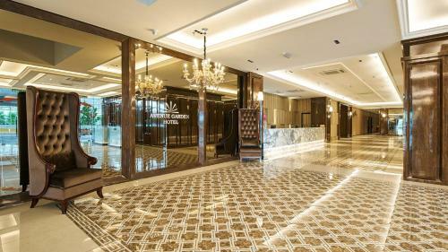 Avenue Garden Hotel