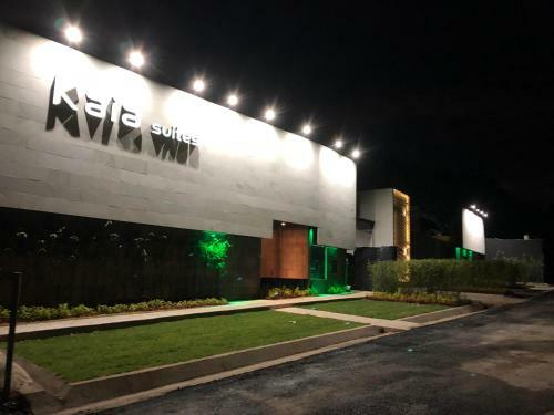 Hotel Kaia Suites
