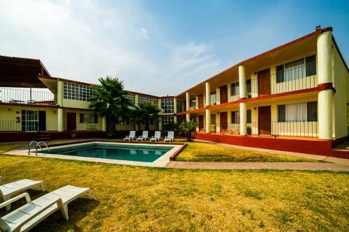Capital O Hotel Villa Esperanza