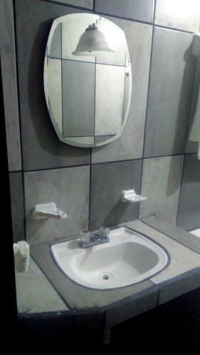 Hostal Hotel Falcon