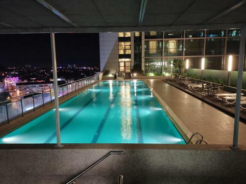 Apartamento Bernard Holiday Home 2 @ Boulevard Imperial Suite Kuching