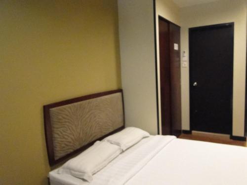 Hotel Sadong88