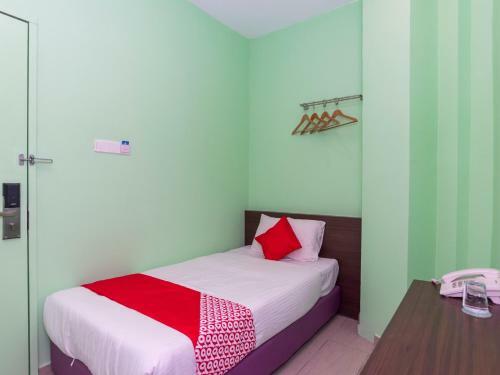 Oyo 1172 Hotel Shlyo