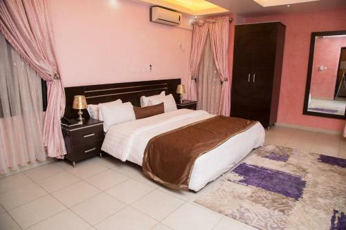 Ishakool Hotels