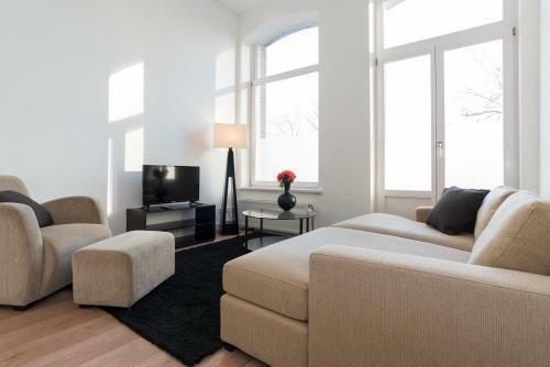Amsterdam City Center Canal View Apartments