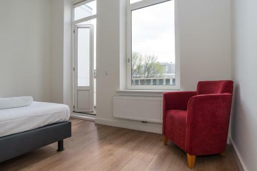 Amsterdam City Center Canal View Apartments
