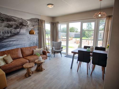Holiday Home Rcn Toppershoedje.3