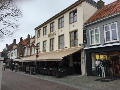 Rivers Hotel