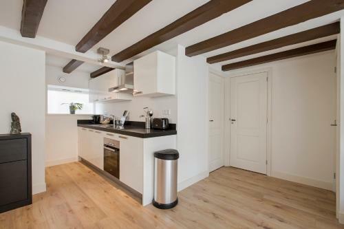 Canal Garden Apartments II By Vgw