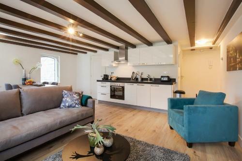 Canal Garden Apartments II By Vgw