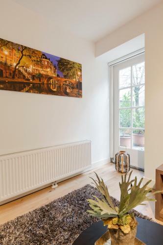 Canal Garden Apartments II By Vgw