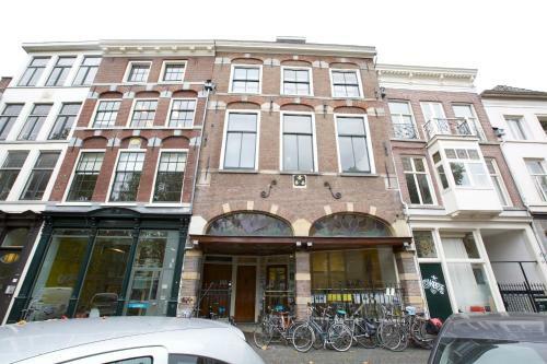 Canal Garden Apartments I By Vgw