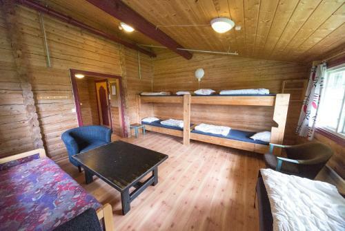 Domb�s Hostel