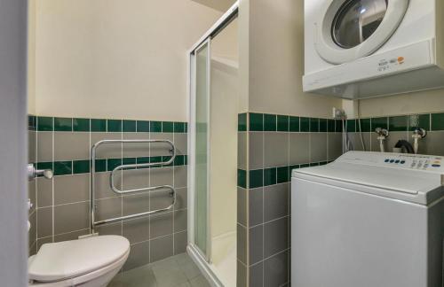 Apartamento ?jht?cbd, Carpark, Next To University, Wifi, Tv