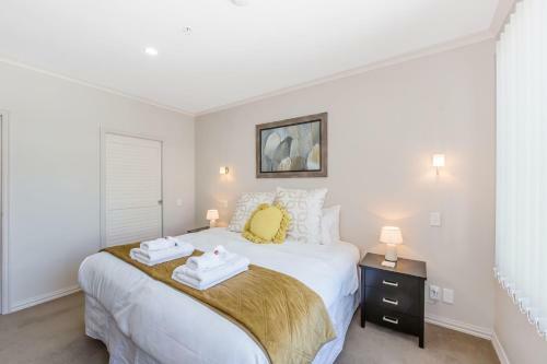 Apartamentos Luxury 3br, 1.5 Bath Penthouse With Fabulous Views