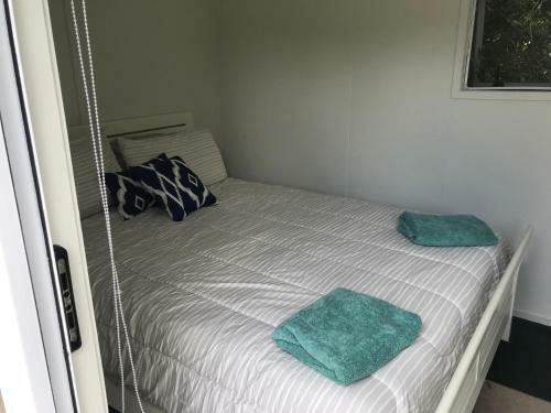 Bed & Breakfast Laharan Retreat