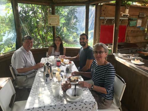 Bed & Breakfast Laharan Retreat