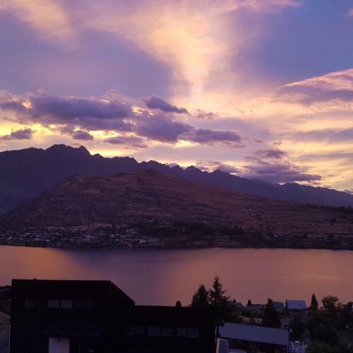 Lakeview Panoramas