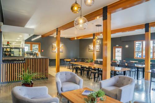 Motel Fiordland National Park Lodge
