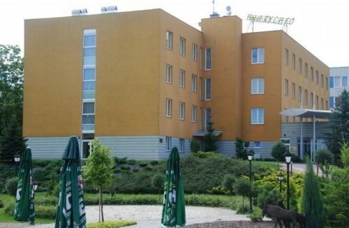 Hotel Rych?o