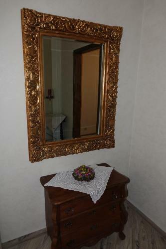 Hotel Go?ciniec Dworski W Ropie