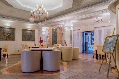 Hotel Everest