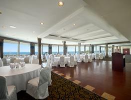 Ramada Jordan Beacon Harbourside Hotel & Suites