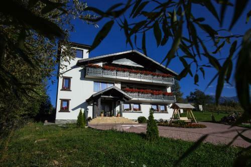 Hostal Bran Monte Crai Chalet