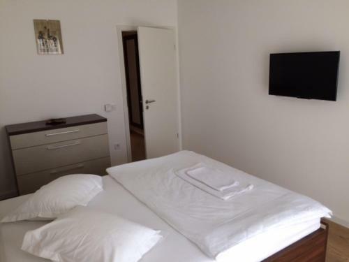 Elda Apartment ( M ) Cosmopolit