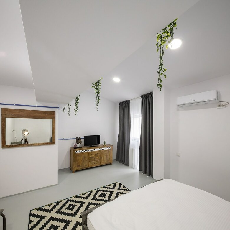 Omega House Hotel