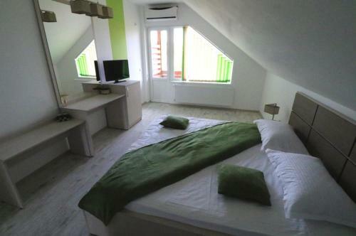 Hostal Pension Raza De Soare