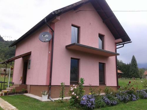 Hostal Rooms Violeta