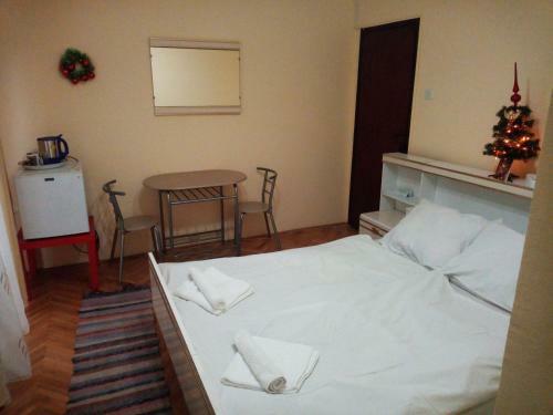 Hostal Guest House Vila Vlasta