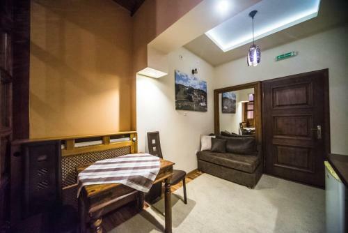 Talismano Apartments