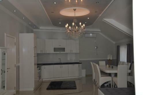 Apartments Royal Menex