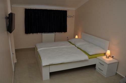 Apartments Royal Menex