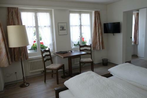 Hostal Gasthof L�wen