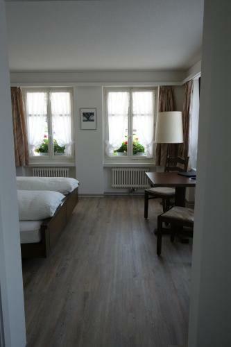 Hostal Gasthof L�wen