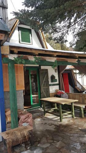 Green Point Mountain House