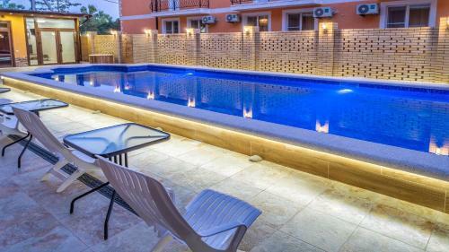 Hotel Briston