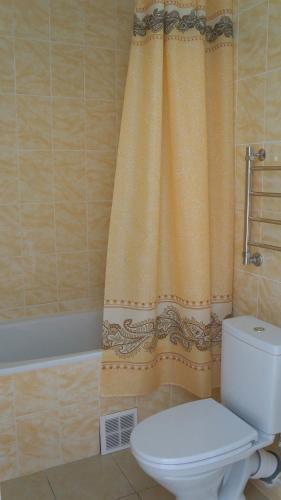 Hostal Guesthouse Samburova 210