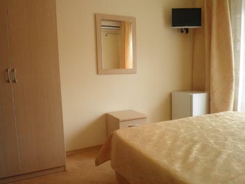 Hostal Guest House Elza