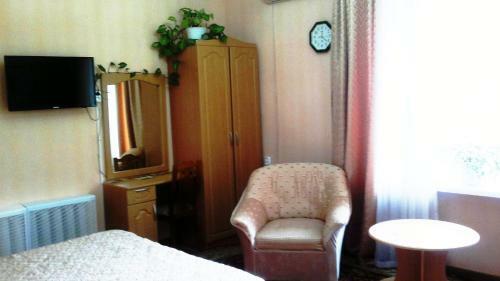 Yakor Hotel